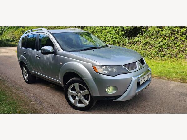 Mitsubishi Outlander 2.0 DI-DC Warrior 4WD Euro 4 5dr