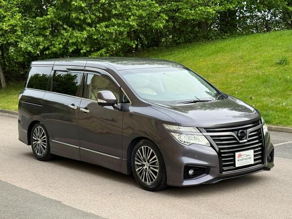 Nissan Elgrand 3.5 V6 HIGHWAY STAR 4WD PETROL AUTO 5dr