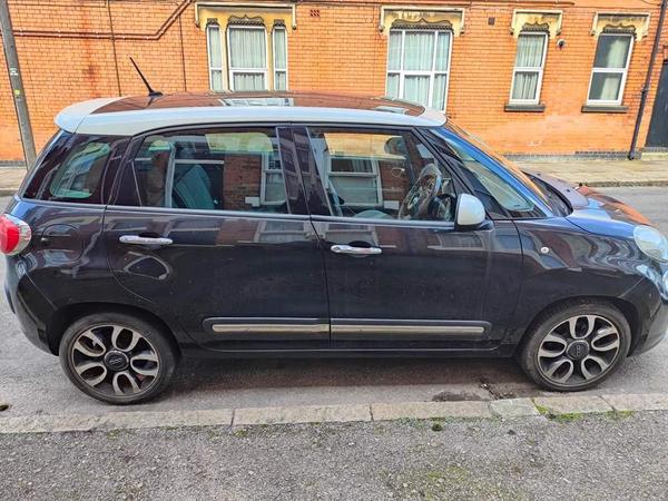 Fiat 500L 1.6 MultiJet Lounge Euro 5 (s/s) 5dr