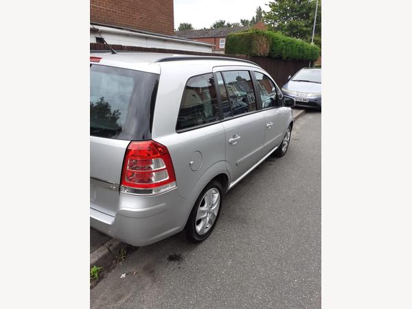 Vauxhall Zafira 1.7 CDTi ecoFLEX Exclusiv Euro 5 5dr (SNav)