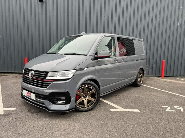 Volkswagen Transporter 2.0 BiTDI T32 Highline Crew Van DSG 4Motion SWB Euro 6 (s/s) 5dr