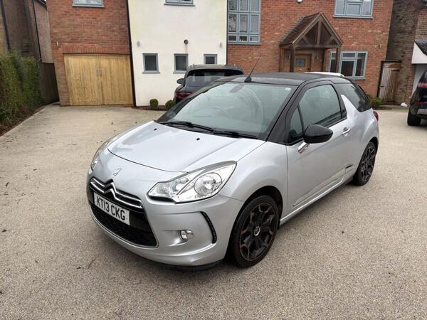 Citroen DS3 Cabrio 1.6 VTi DStyle Plus Euro 5 2dr