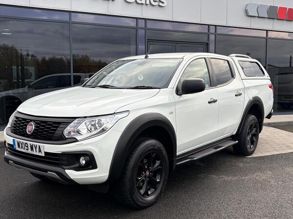 Fiat Fullback 2.4D Cross 4WD Euro 6 4dr