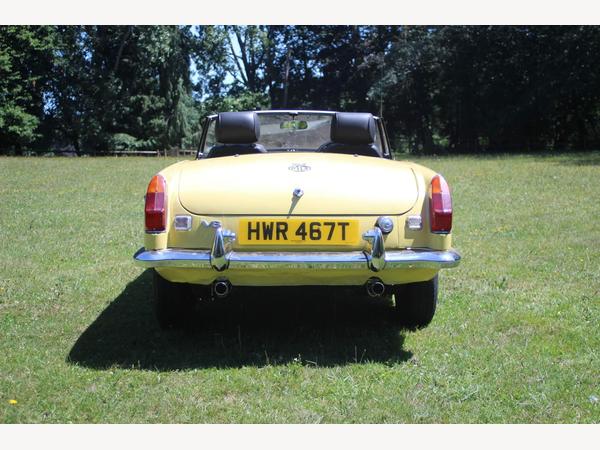 MG MGB V8 Roadster Convertible 2dr Petrol Manual (180+ bhp)
