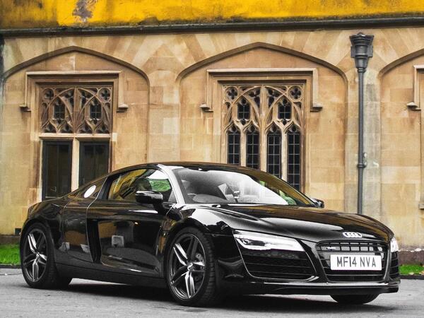 Audi R8 4.2 FSI V8 S Tronic quattro Euro 5 2dr