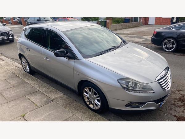 Chrysler Delta 1.4 M-Air SE Euro 5 (s/s) 5dr
