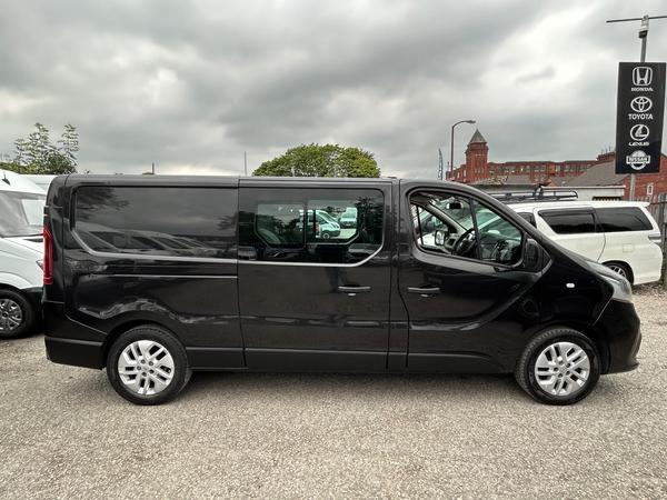 Renault Trafic 1.6 dCi 29 Sport Crew Van LWB Euro 5 5dr