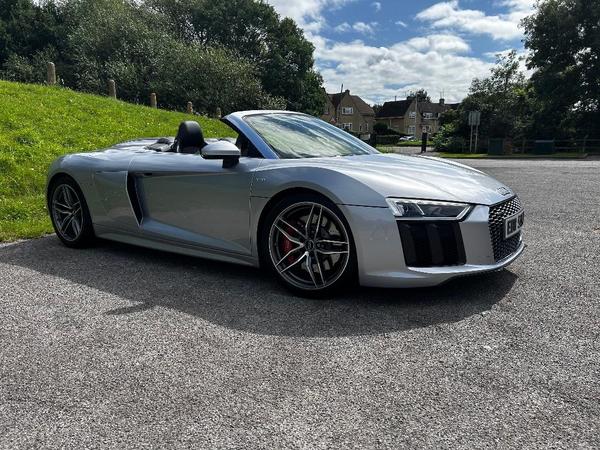 Audi R8 5.2 FSI V10 Spyder S Tronic quattro Euro 6 (s/s) 2dr