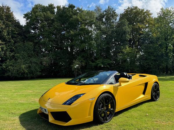 Lamborghini Gallardo 5.2 V10 LP 560-4 Spyder 2dr Petrol Manual 4WD Euro 4 (560 ps)