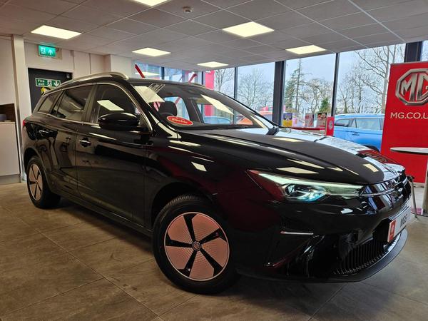 MG MG5 61.1kWh SE Auto 5dr