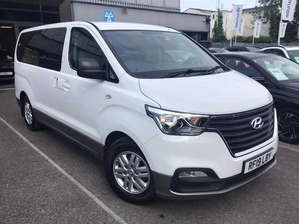 Hyundai i800 2.5 CRDi SE Euro 6 5dr