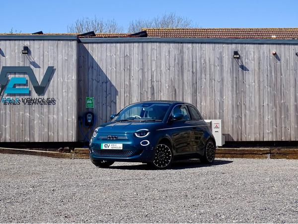 Fiat 500e C 42kWh La Prima Auto 2dr