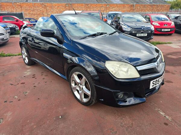 Vauxhall Tigra 1.4i 16v Exclusiv 2dr (a/c)
