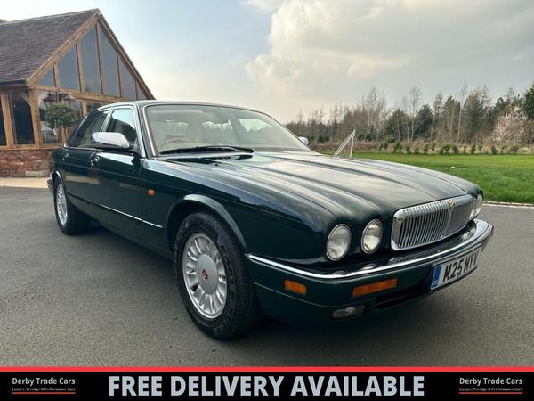 Daimler Sovereign 4.0 SIX 4d 245 BHP