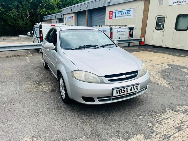 Chevrolet Lacetti 1.6 SX 5dr