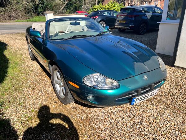 Jaguar XK8 4.0 2dr