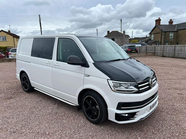 Volkswagen Transporter Sportline 2.0 BiTDI T32 BlueMotion Tech Sportline Crew Van Double Cab 5dr Diesel DSG SWB Euro 6 (s/s) (204 ps)