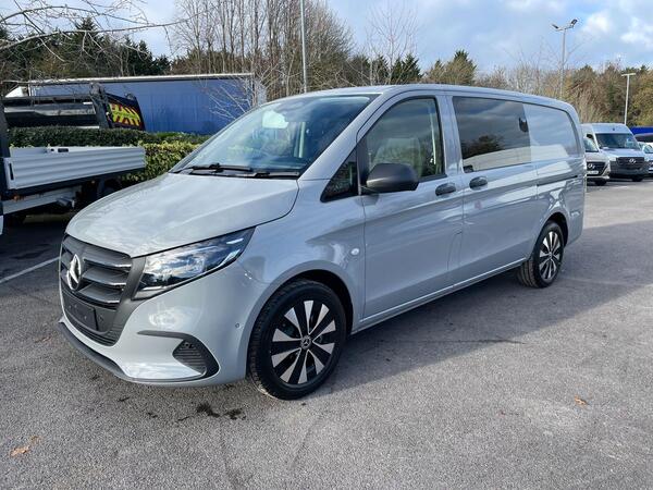 Mercedes-Benz Vito 2.0 119 CDI SELECT Crew Van G-Tronic RWD L2 Euro 6 (s/s) 5dr