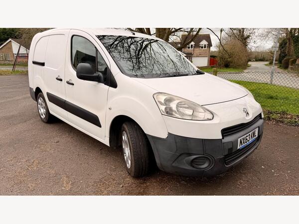 Peugeot Partner 1.6 HDi S Crew Van 4dr Diesel Manual L2 H1 (147 g/km, 90 bhp)