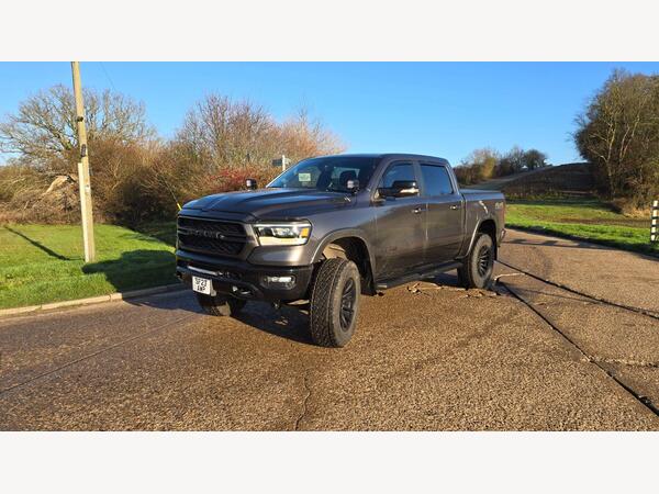 Dodge RAM 5.7 V8 Hemi Laramie Auto 4WD Euro 3 4dr