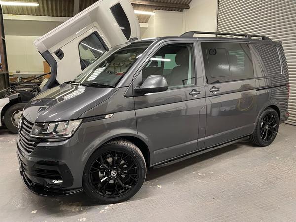 Volkswagen Transporter 2.0 TDI T30 Highline Crew Van DSG FWD SWB Euro 6 (s/s) 5dr