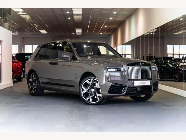 Rolls-Royce Cullinan Series II 6.75 V12 Black Badge Auto 4WD Euro 6 5dr