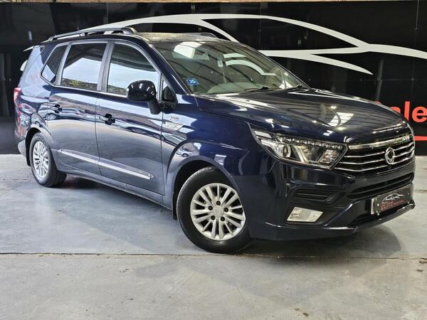 SsangYong Turismo 2.2D ELX T-Tronic 4WD Selectable Euro 6 5dr