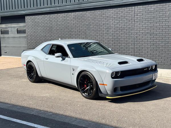 Dodge Challenger Hellcat Widebody 6.2 717HP 2dr