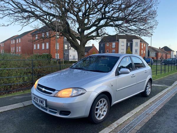 Chevrolet Lacetti 1.6 SX 5dr