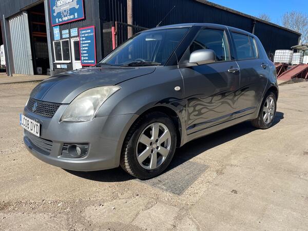Suzuki Swift 1.5 GLX 5dr