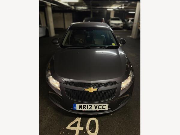 Chevrolet Cruze 1.6 LS Euro 5 5dr