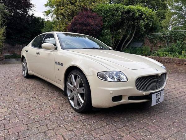 Maserati Quattroporte 4.2 V8 Collezione Cento Auto 4dr