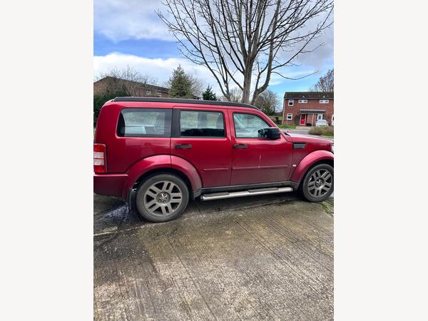 Dodge Nitro 2.8 CRD SXT 5dr