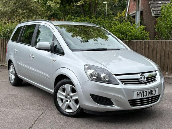 Vauxhall Zafira 1.6 16V Exclusiv Euro 5 5dr