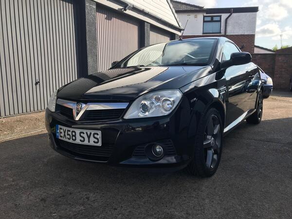 Vauxhall Tigra 1.8i 16v Exclusiv 2dr (a/c)