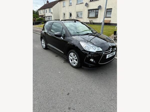 Citroen DS3 Cabrio 1.6 VTi DStyle Euro 5 2dr