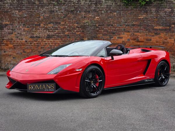 Lamborghini Gallardo 5.2 V10 LP 570-4 Performante Spyder EGear 4WD Euro 5 2dr