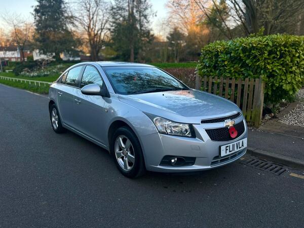 Chevrolet Cruze 1.6 LS Euro 5 4dr