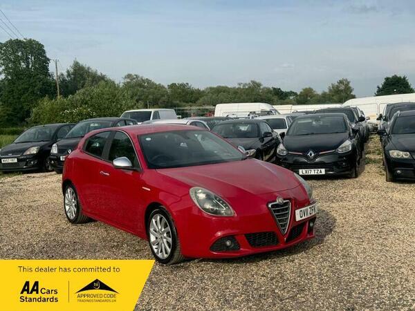 Alfa Romeo Giulietta 1.6 JTDM-2 Veloce Euro 5 (s/s) 5dr