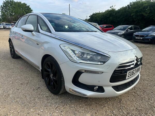 Citroen DS5 2.0 h e-HDi Airdream DSport EGS6 4WD Euro 5 (s/s) 5dr