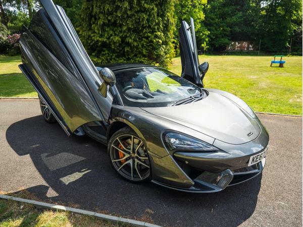 McLaren 570GT 3.8T V8 SSG Euro 6 (s/s) 2dr