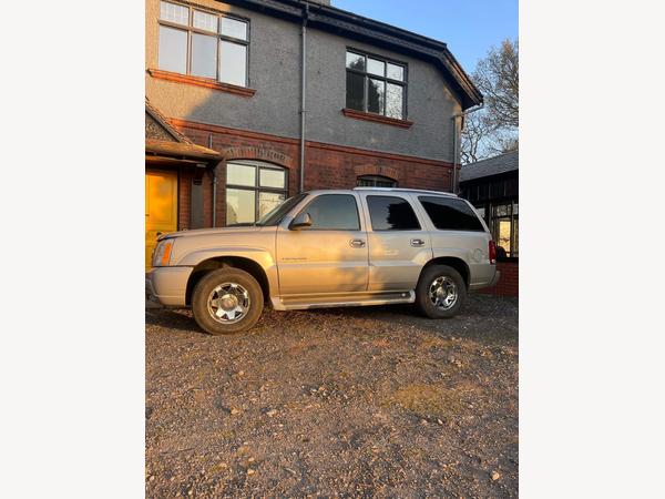 Cadillac Escalade 5.3