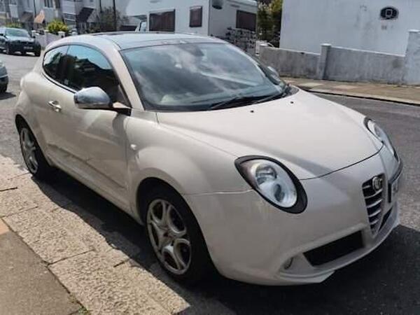 Alfa Romeo MiTo 1.4 MultiAir Distinctive Euro 5 (s/s) 3dr
