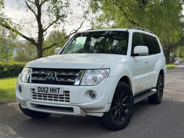 Mitsubishi Shogun 3.2 DI-DC SG3 SUV Auto 4WD Euro 5 LWB (197 ps) - BROWNING EDITION