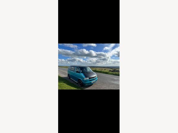 Volkswagen Transporter 2.5 Panel Van Petrol Automatic (110 bhp)