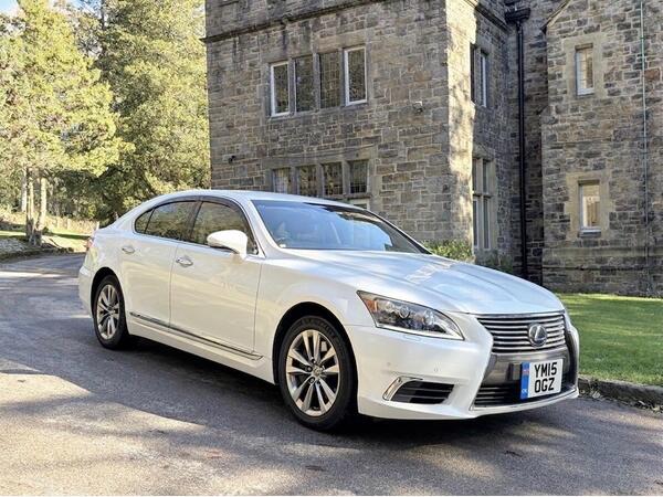 Lexus LS 5.0 600h V8 Premier Saloon 4dr Petrol Hybrid CVT 4WD Euro 5 (s/s) (445 ps)