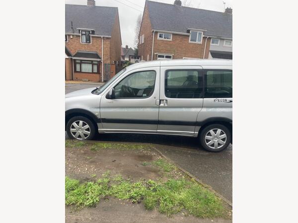 Peugeot Partner 1.6 HDi Escapade 5dr