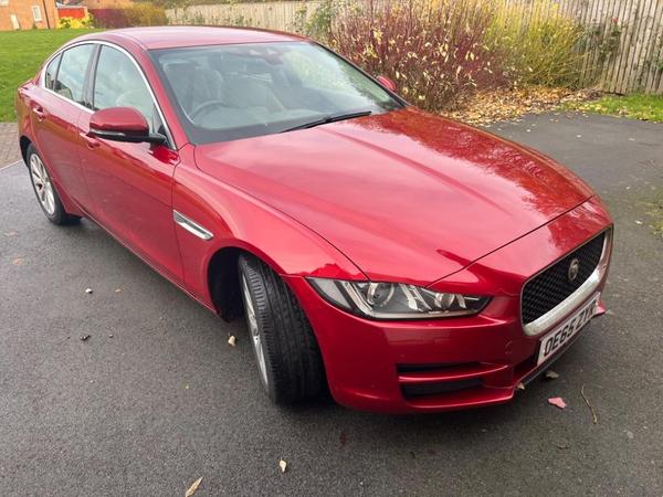 Jaguar XE 2.0d Portfolio Auto Euro 6 (s/s) 4dr