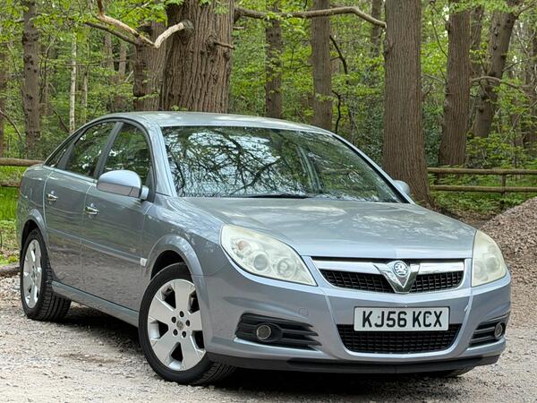 Vauxhall Vectra 2.2i 16v Elite 5dr