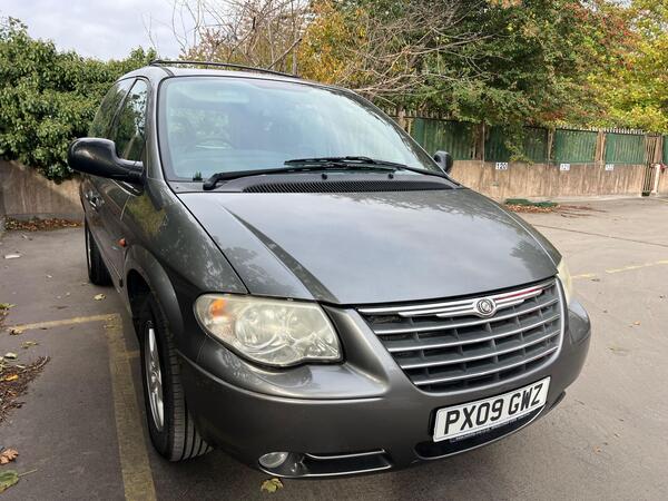 Chrysler Voyager 2.8 CRD Executive 5dr